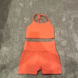 workout set (tank top & shorts)